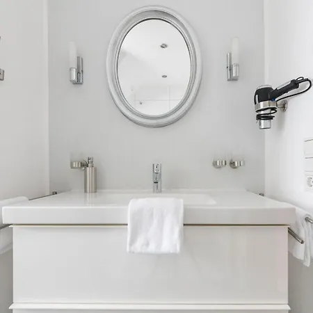 بيت للعطل Am Wald Modern Retreat Niedersalwey