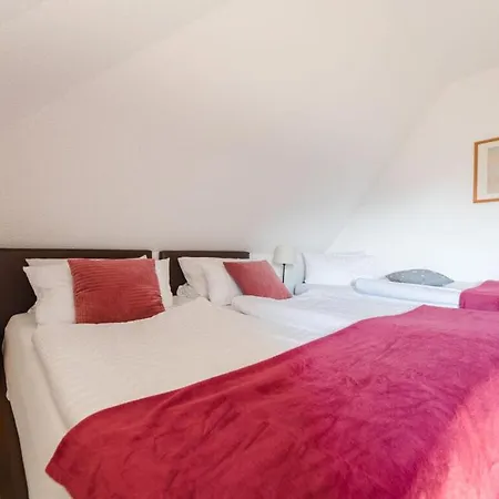 Am Wald Modern Retreat