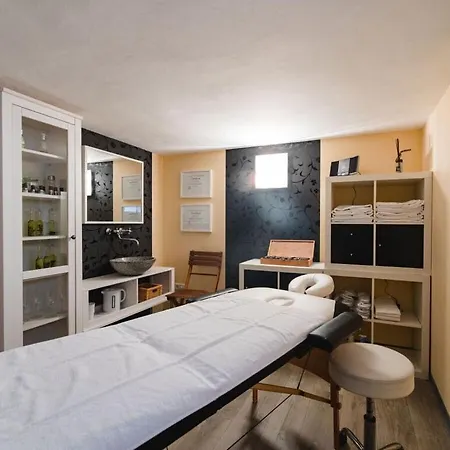 Am Wald Modern Retreat *