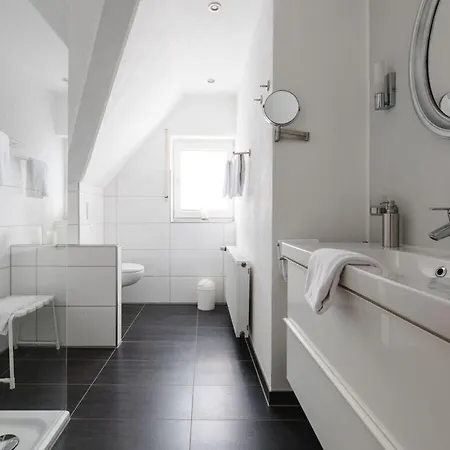 Am Wald Modern Retreat بيت للعطل *